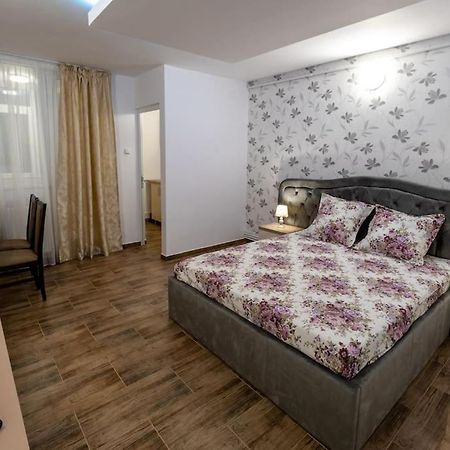 Luxury Radox Apartment Park 1 Bz Buzau Exterior foto